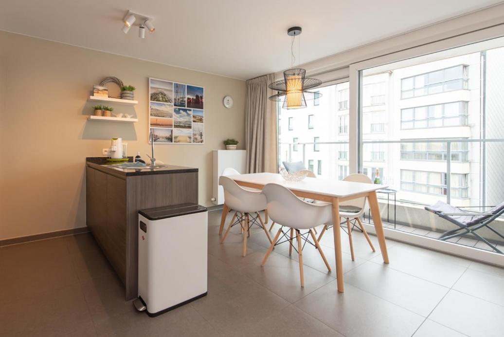 Westminster - Free Parking Apartment Остенде Екстериор снимка