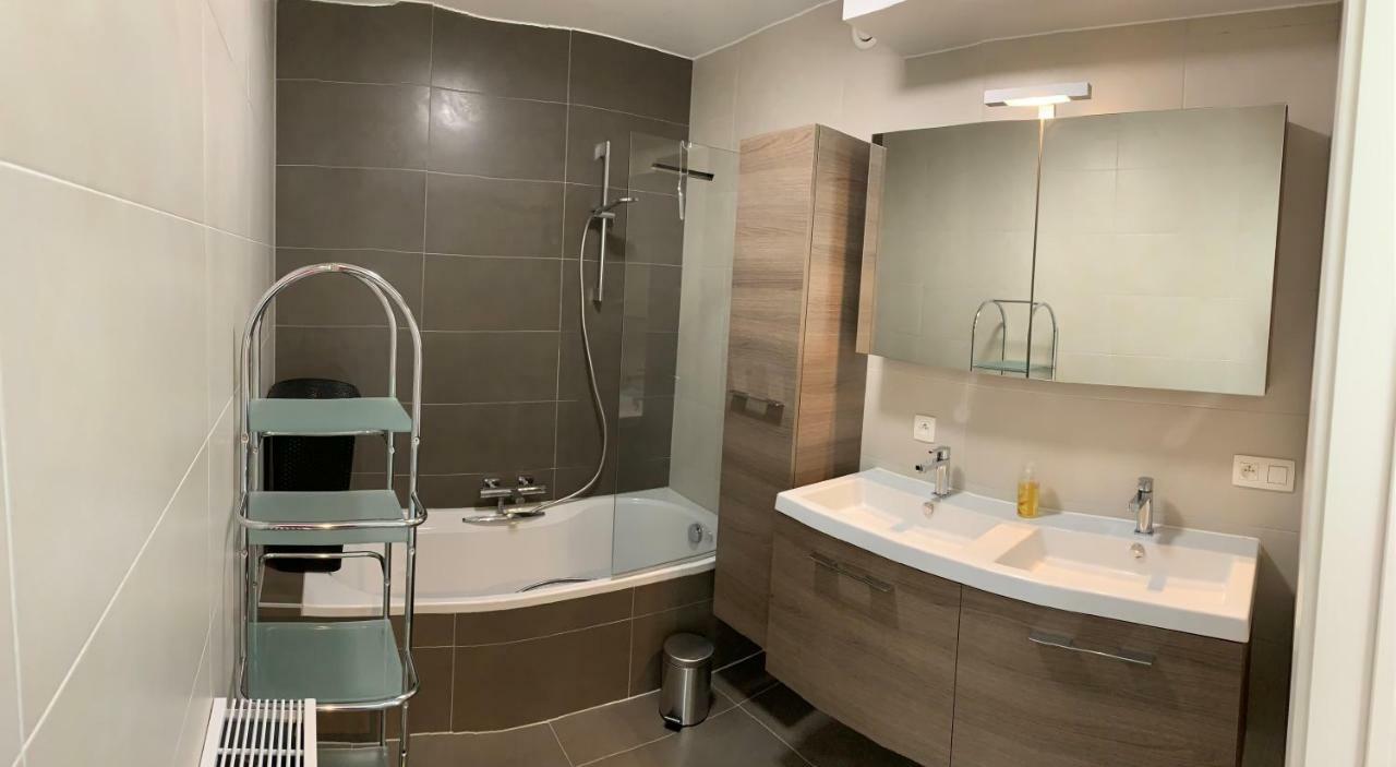 Westminster - Free Parking Apartment Остенде Екстериор снимка